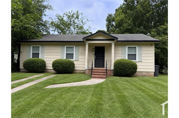 Exterior of 2513 Reese Ave